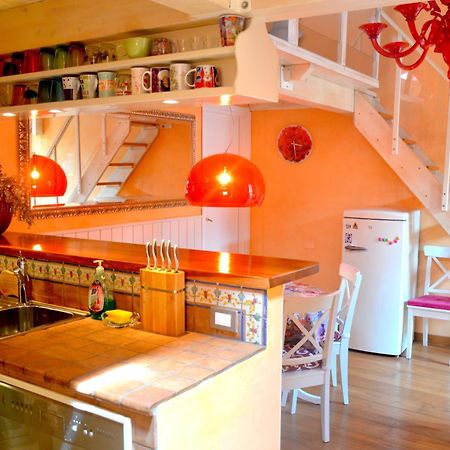 Storico Loft Nel Cuore Di Лука Екстериор снимка
